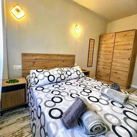 Homestay Casita Naif En A 30 Metros De La Playa Torre Del Mar