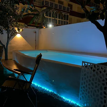 Homestay Casita Naif En A 30 Metros De La Playa Torre Del Mar