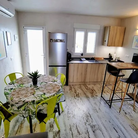 Casita Naif En A 30 Metros De La Playa Privatunterkunft