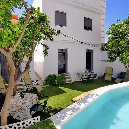 Casita Naif En A 30 Metros De La Playa Torre Del Mar